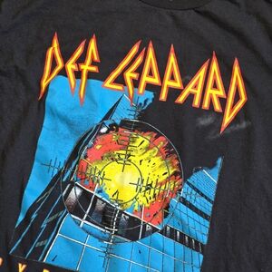 Vintage Style Def Leppard Pyromania Tee Black Graphic Shirt Size XL